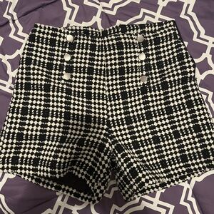Sexy Black and White Plaid Shiny Short for Women